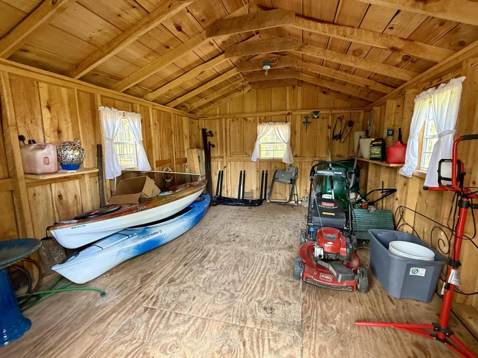 Interior shed