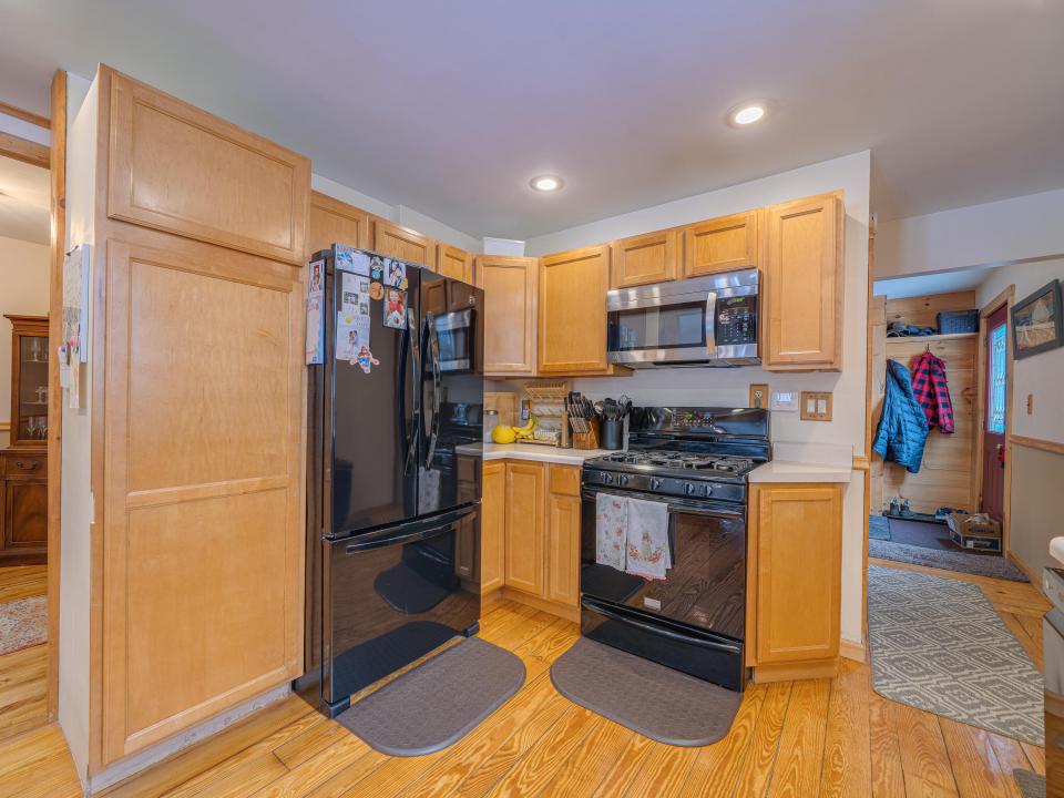 74 Broad St-59