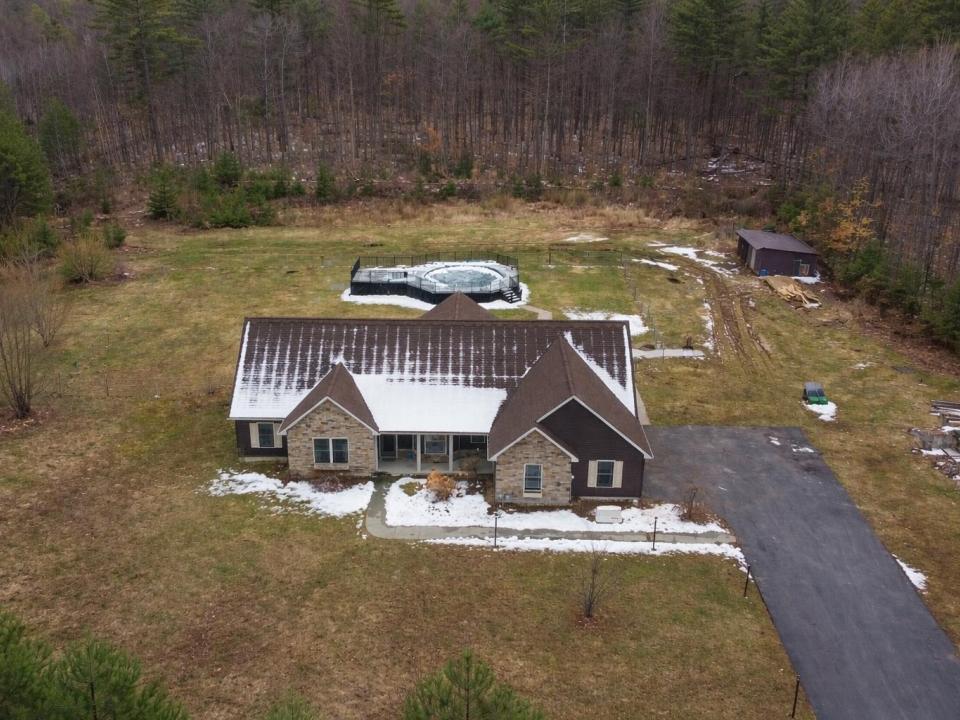 C537FC64-50D5-47FF-9704-74485C90E881