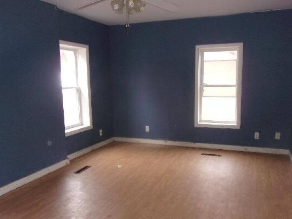 Dining Rm