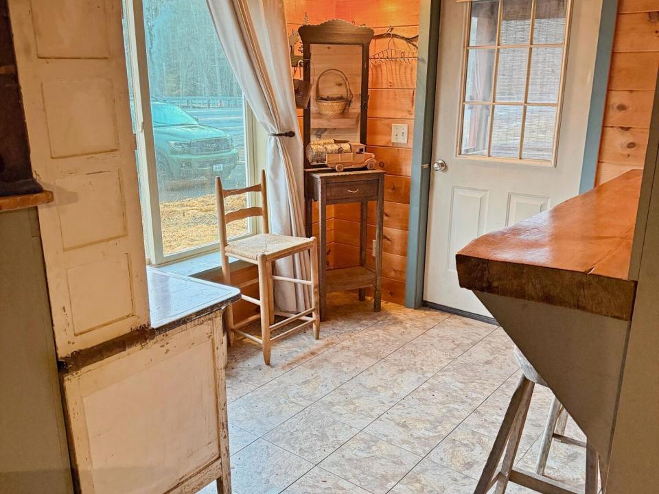 C7A1B14C-7D6D-4362-B969-4B12EDC35294