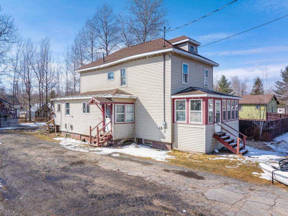 20 Leboeuf St-12