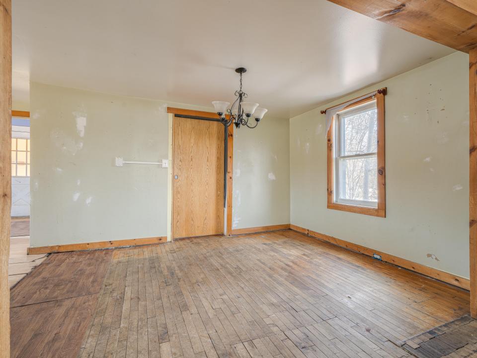 20 Leboeuf St-27