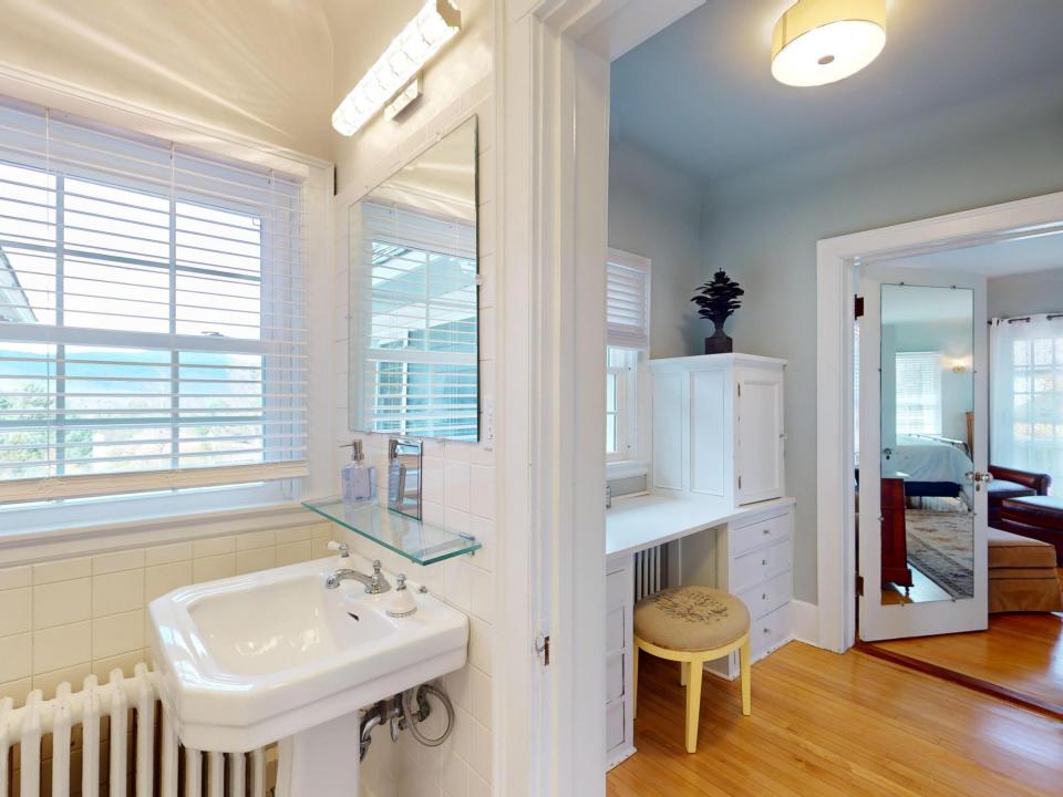 2315-Saranac-Ave-10252024_081459-2 (Copy