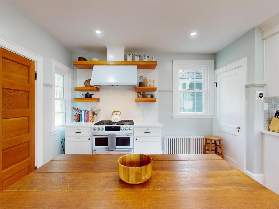 2315-Saranac-Ave-10252024_080254-2 (Copy