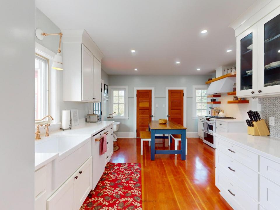 2315-Saranac-Ave-10252024_075933-3 (Copy