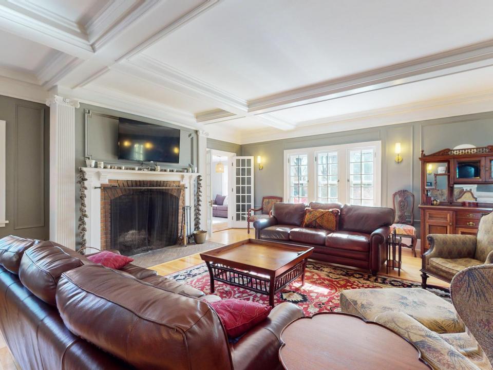 2315-Saranac-Ave-10252024_074750-2 (Copy