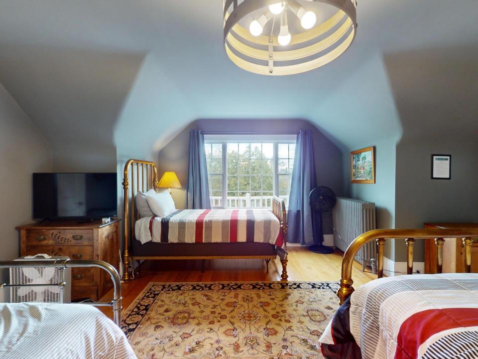 2315-Saranac-Ave-10252024_082901-2 (Copy