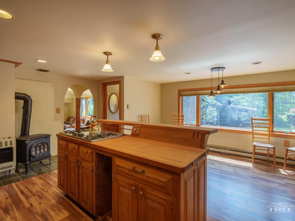 81 Hull Rd Rainbow Lake-47