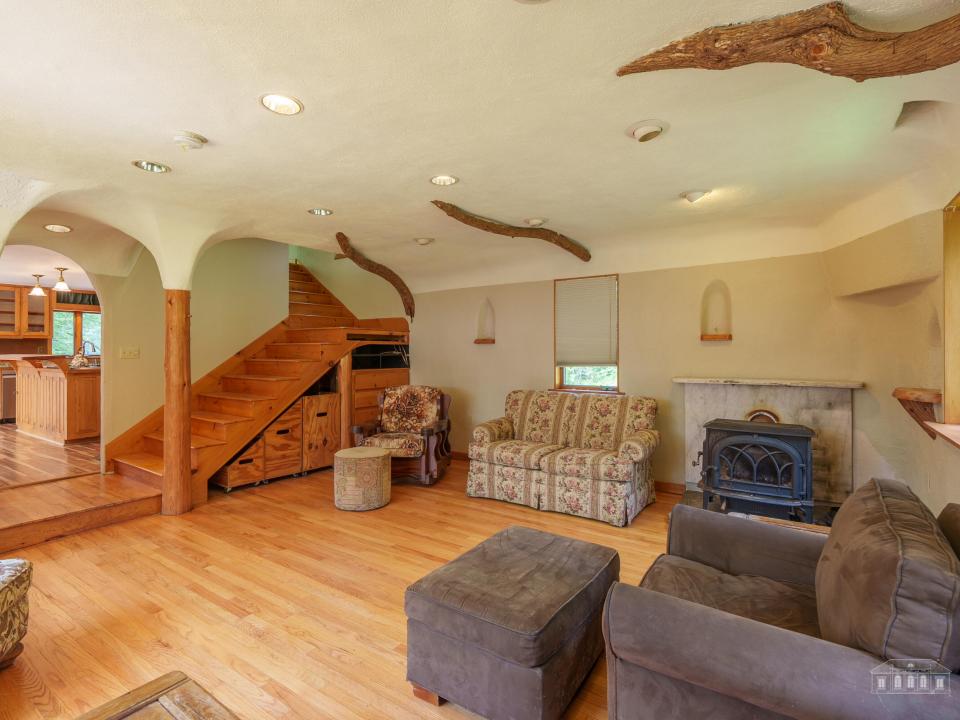 81 Hull Rd Rainbow Lake-51