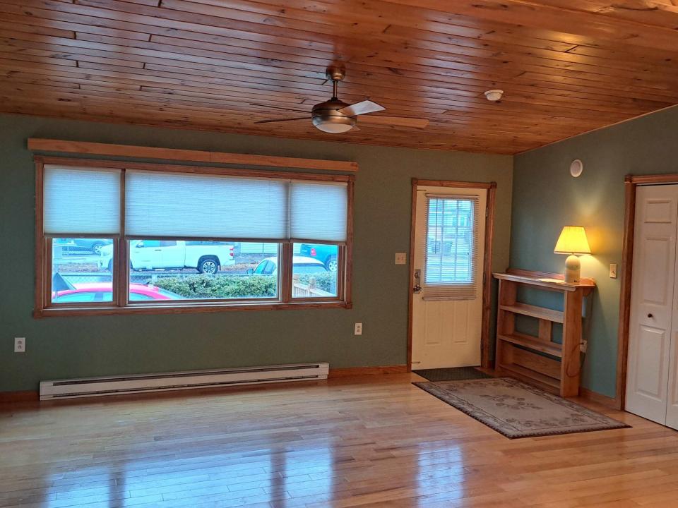 Livingrm III