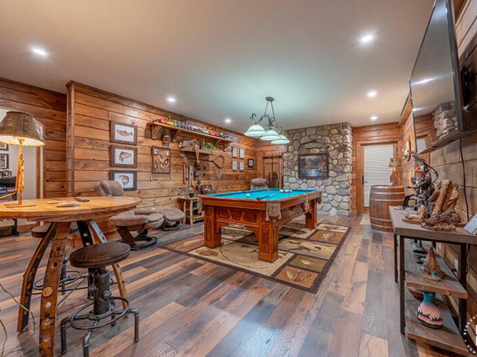 CampSummerBreezeOnUpperSaranac_GameRoom