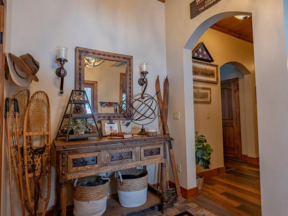 CampSummerBreezeOnUpperSaranac_FrontEntr