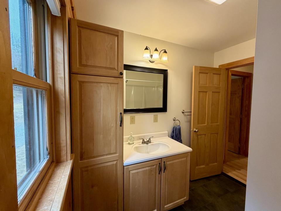 Bathroom Main Floor