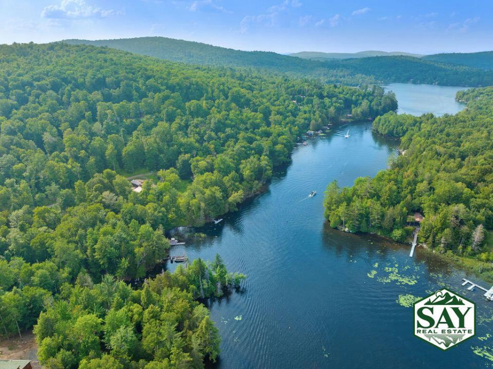 00_Waterfront_DJI_20250715165749_0503_D_