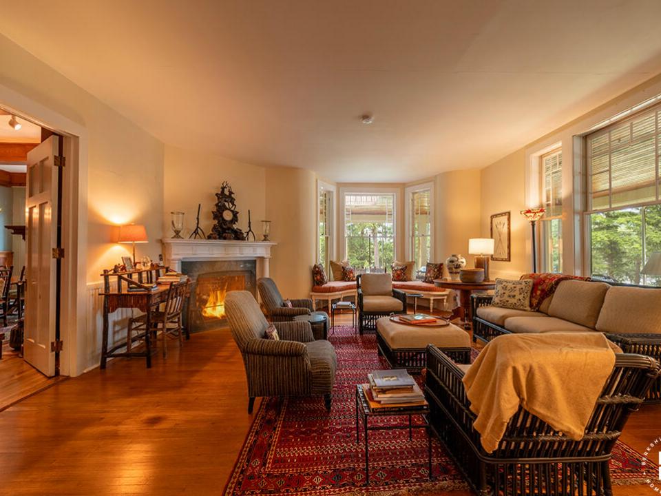 HistoricHomeOnLowerSaranacLake_MH_Den