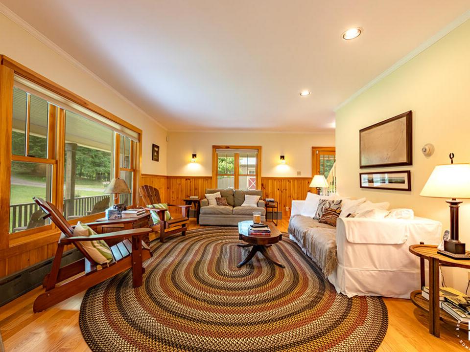 HistoricHomeOnLowerSaranacLake_GH_LR