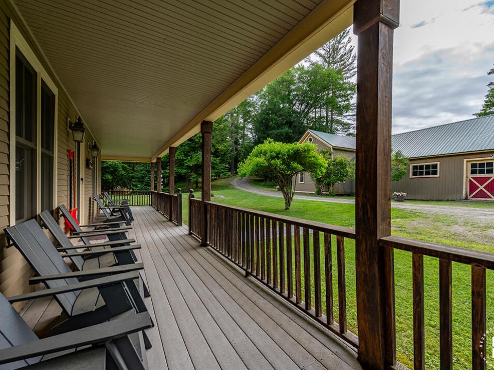 HistoricHomeOnLowerSaranacLake_GH_FrontP