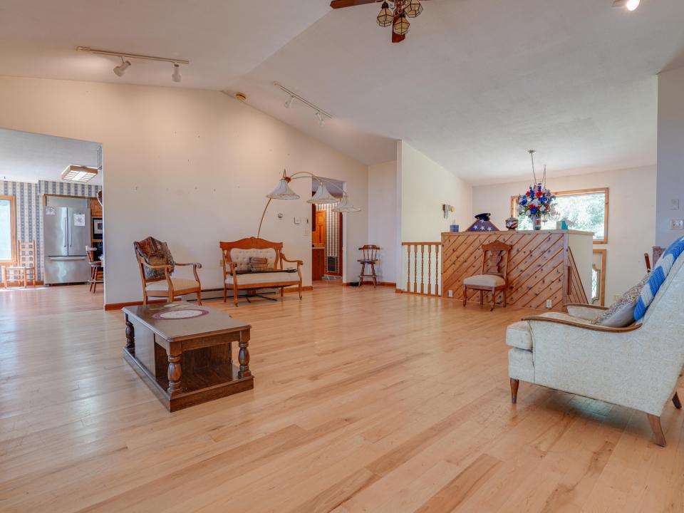 79 Lake Simond Rd-83