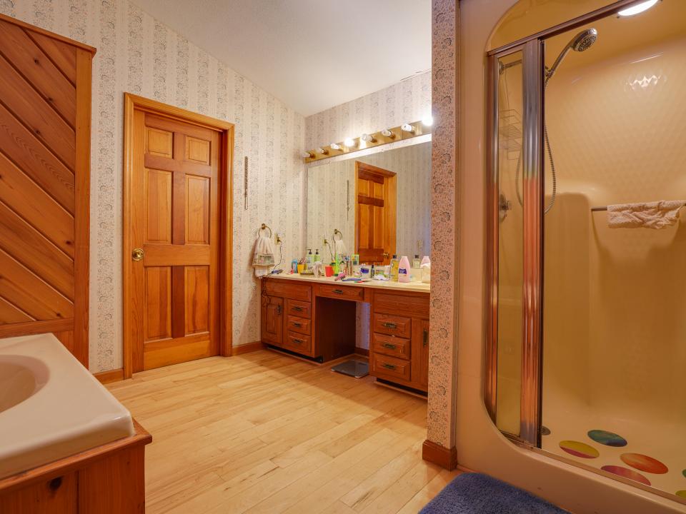 79 Lake Simond Rd-96