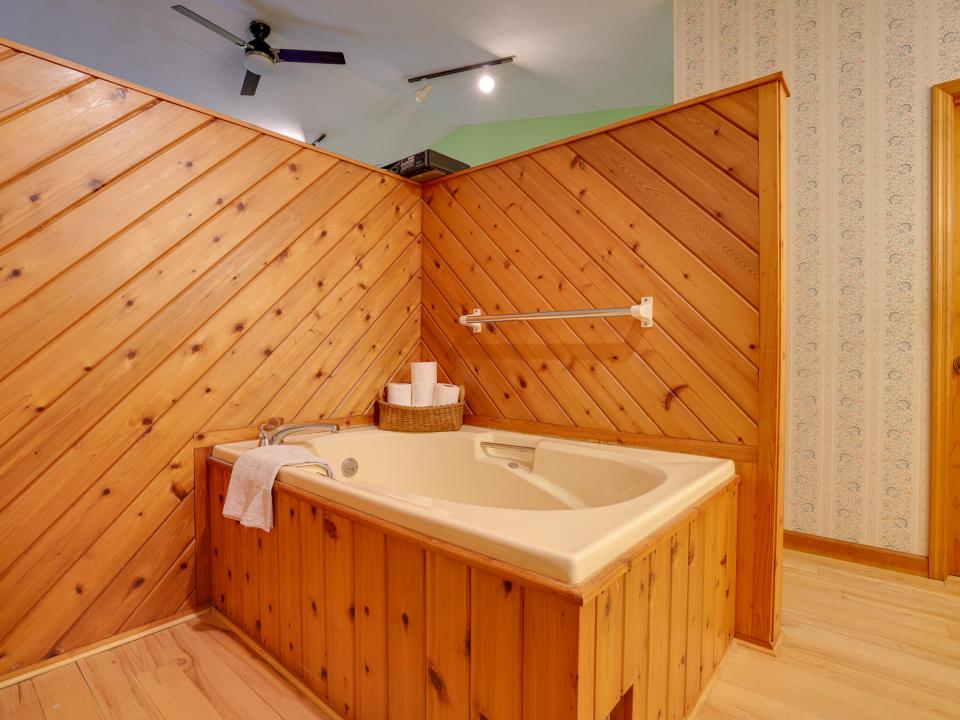 79 Lake Simond Rd-98