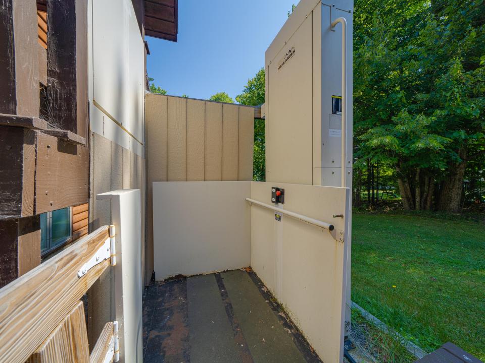 79 Lake Simond Rd. (2026)-110