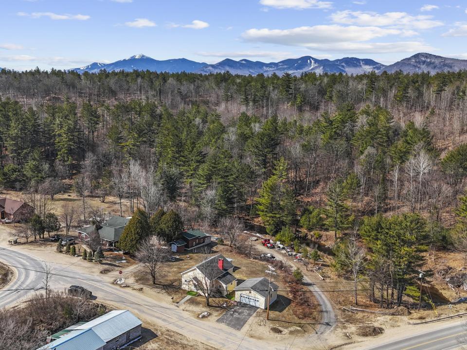 15 Miles to Whiteface