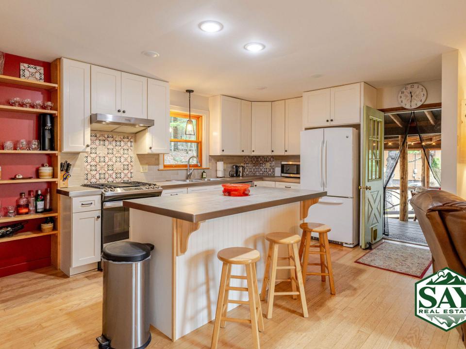 SAY-037-58-Saranac-Lane-12983-Real-Estat