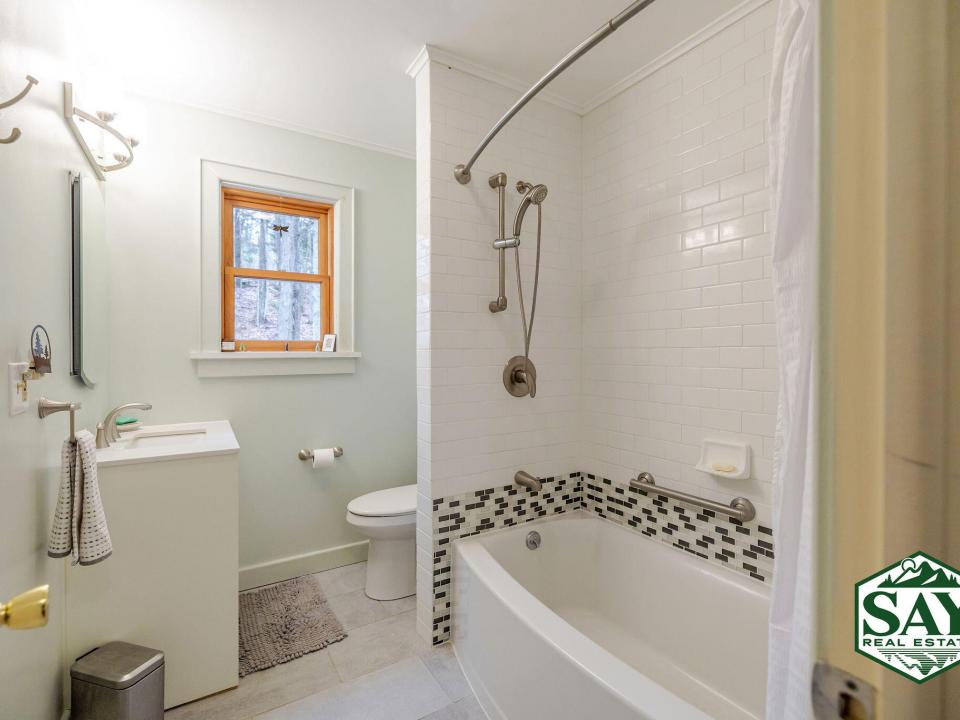 SAY-041-58-Saranac-Lane-12983-Real-Estat