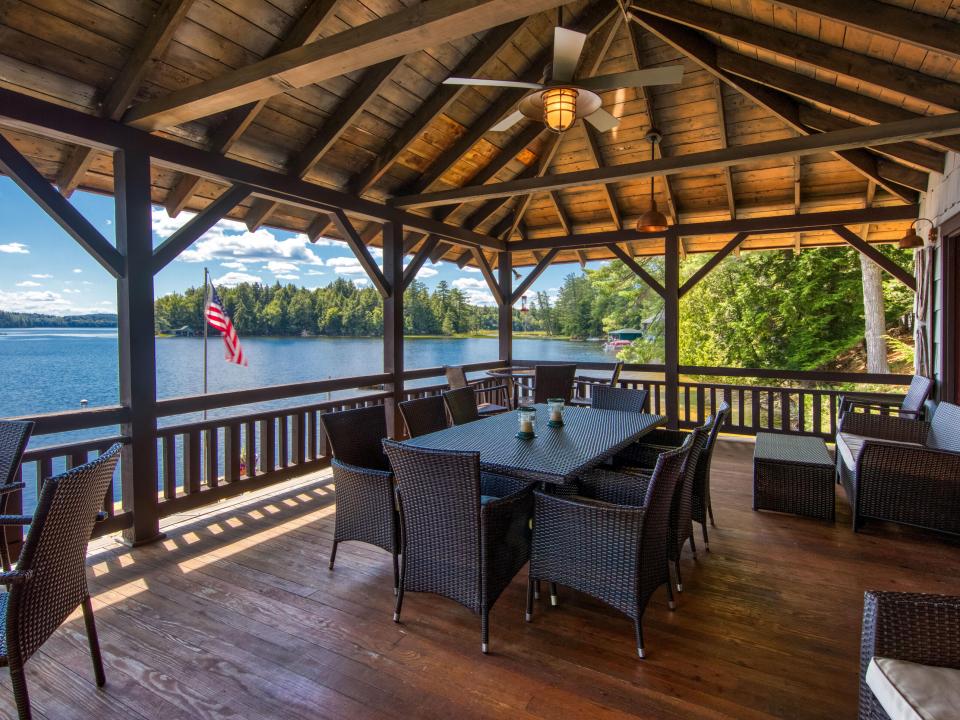 Boathouse Porch South