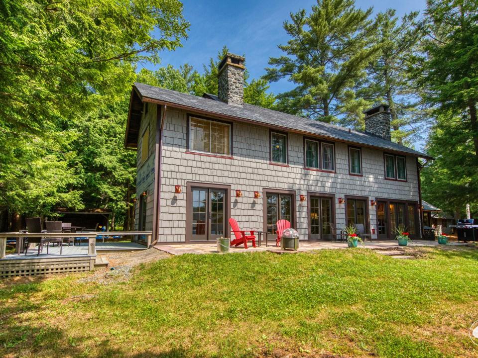 Lakeside with side Porch