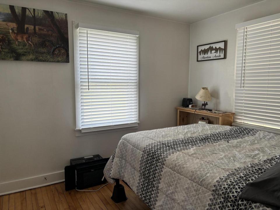 bedroom2