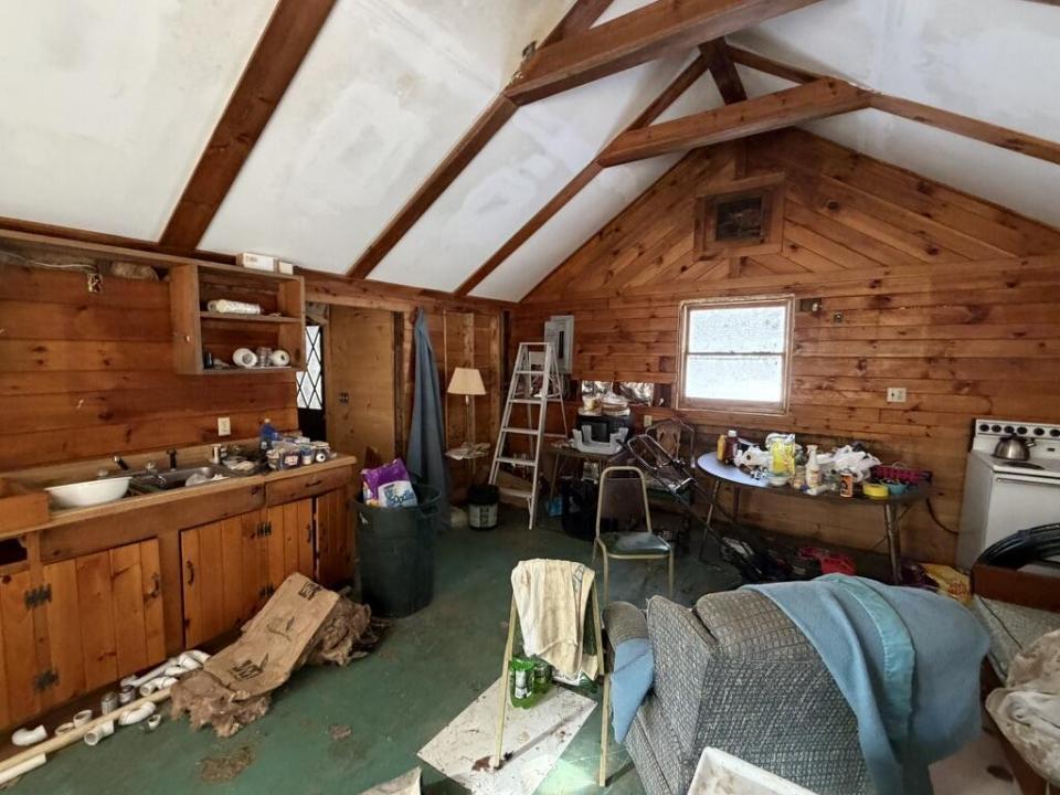 E3FE6451-4051-408C-843C-A3120B809072_1_1