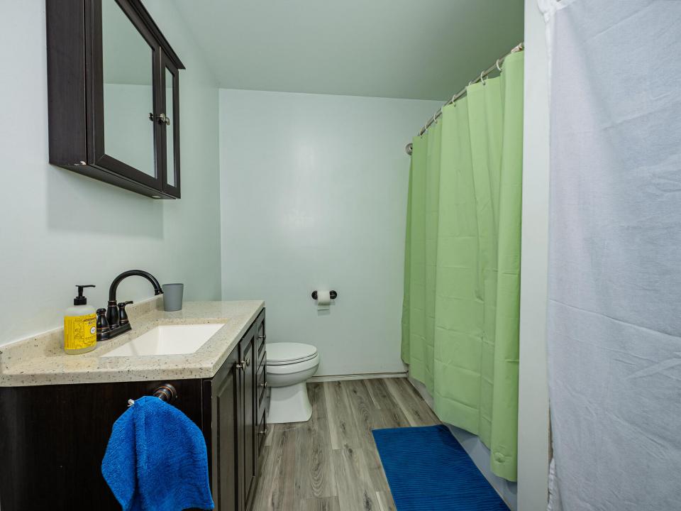 2026 Marshall Realty Burke NY-82-HDR-Edi