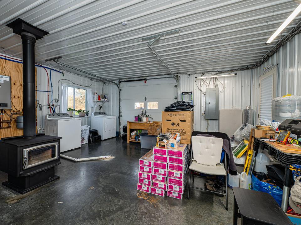 2026 Marshall Realty Burke NY-112-HDR-Ed