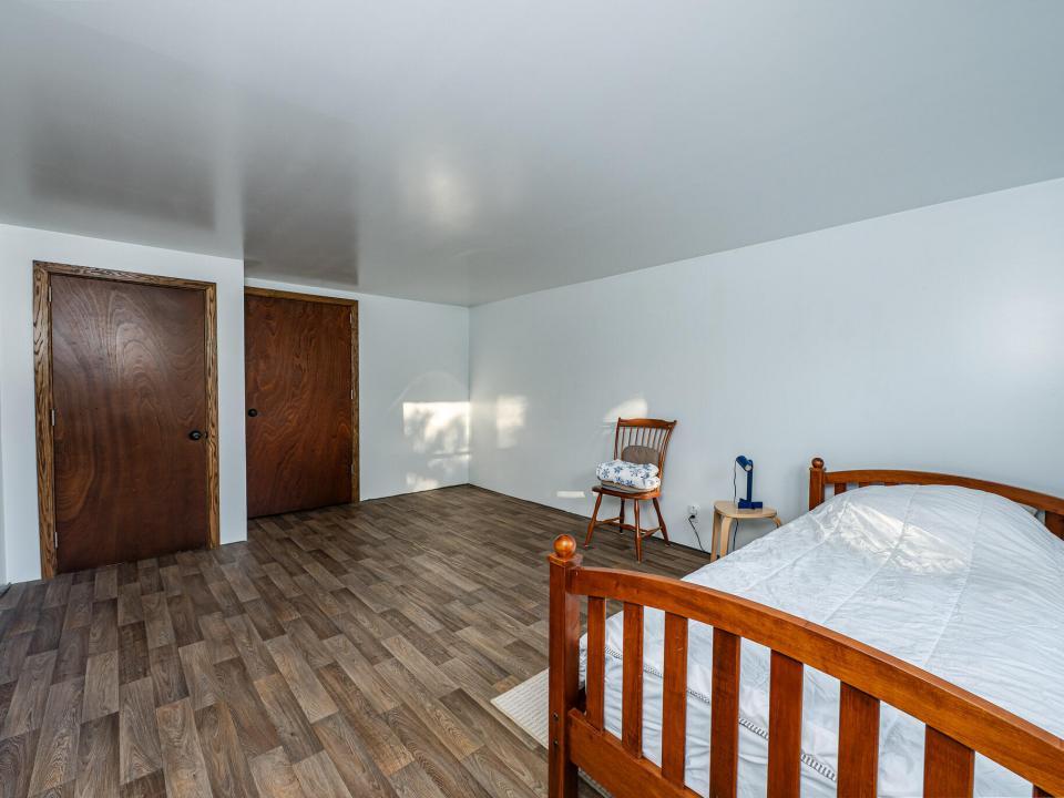 2026 Marshall Realty Burke NY-147-HDR-Ed