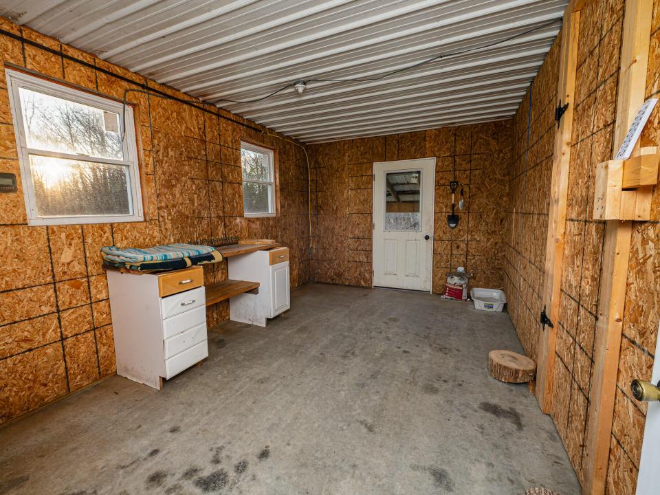 2026 Marshall Realty Burke NY-187-HDR-Ed