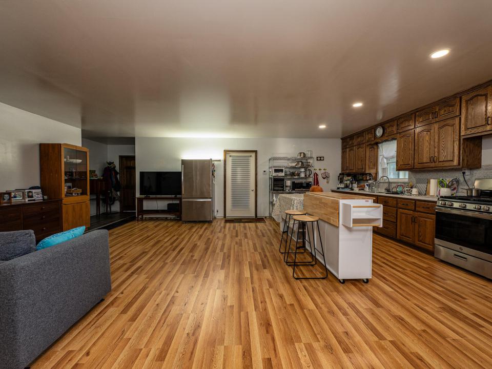 2026 Marshall Realty Burke NY-2-HDR-Edit