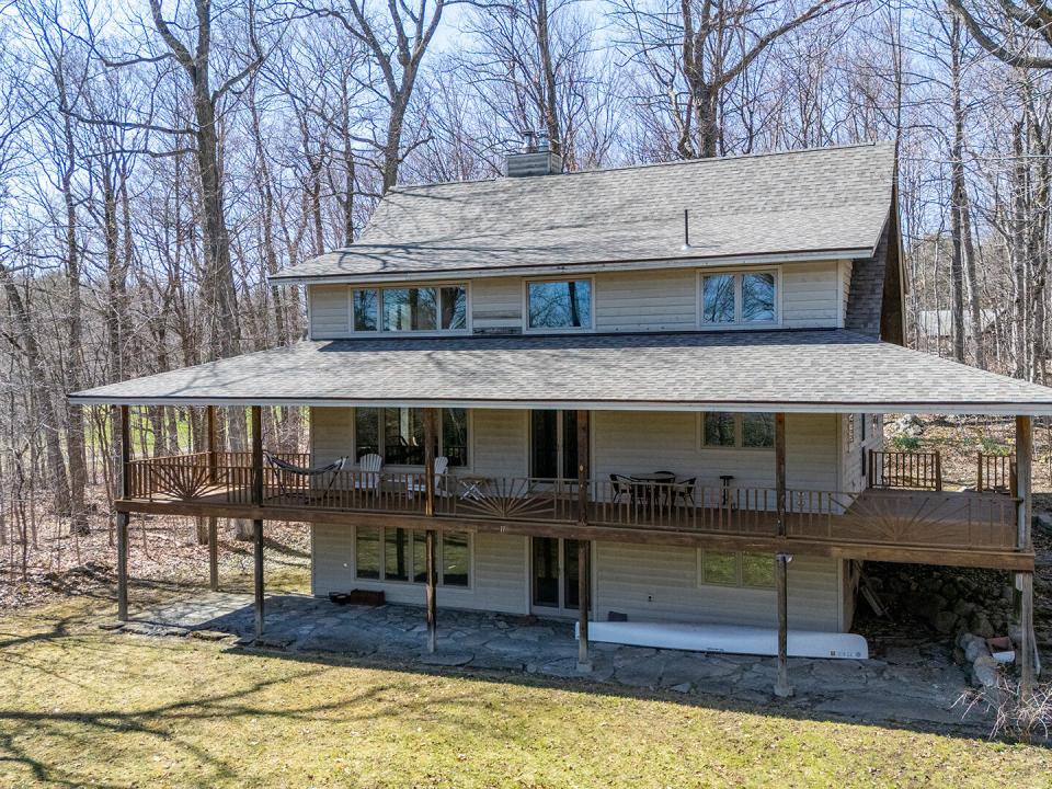 EssexHomeOnClubhouseWay_A_Exterior