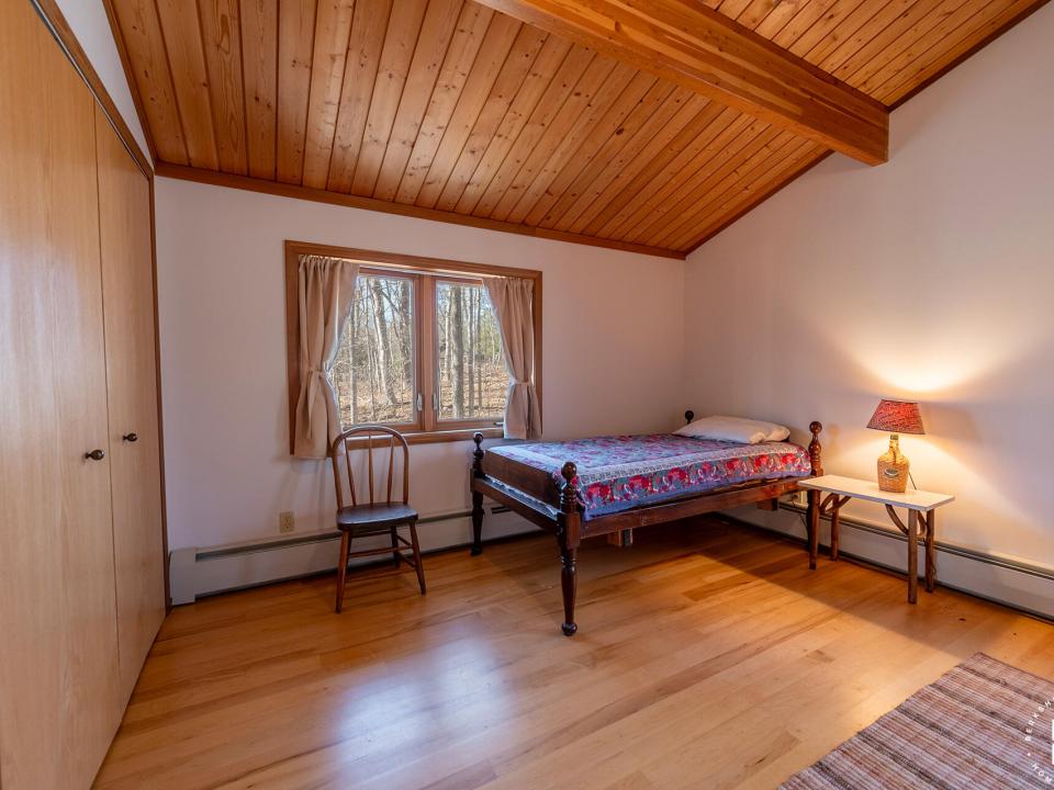 EssexHomeOnClubhouseWay_Bedroom4