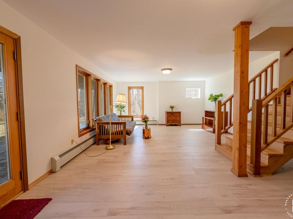 EssexHomeOnClubhouseWay_EntertainmentRoo