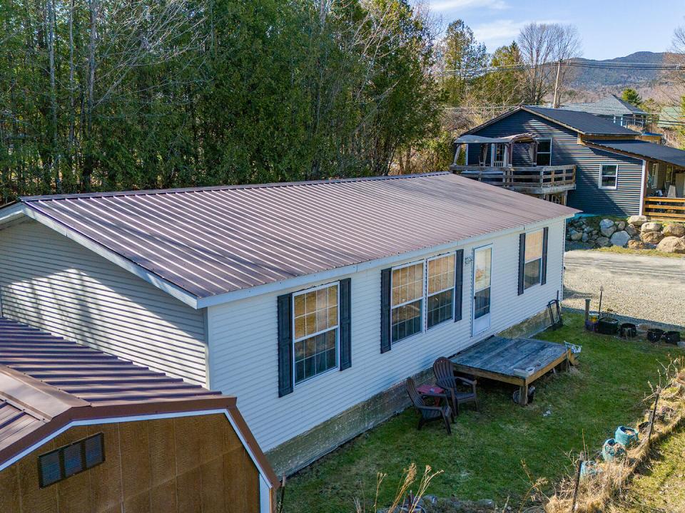 LakePlacidHomeOnFawnRidge_A_Exterior