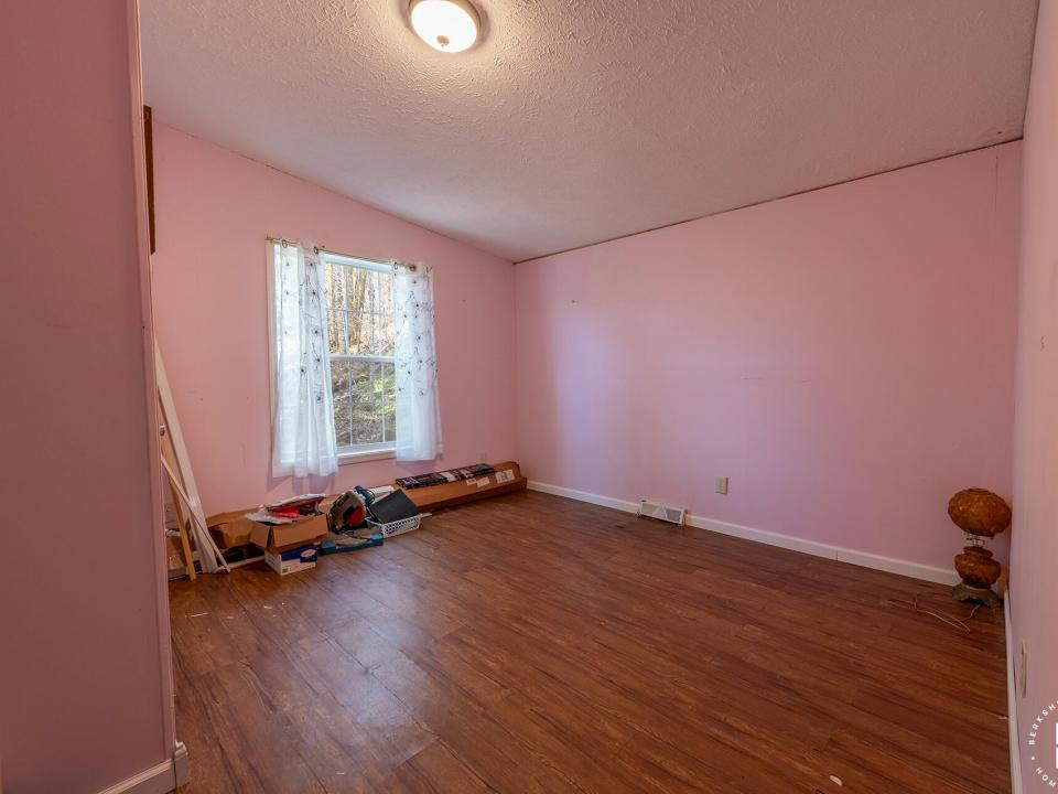 LakePlacidHomeOnFawnRidge_Bedroom3