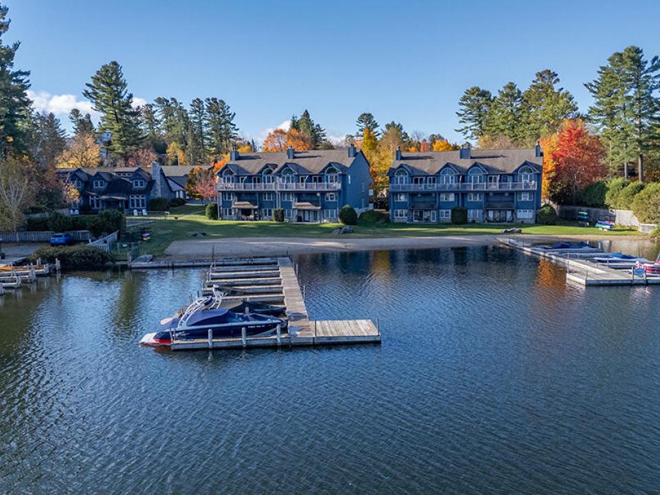 WaterEdge_A_LS_Exteriors_Low_M
