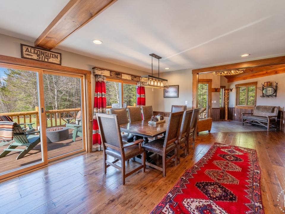 LakePlacidHomeOnCoyote_DR_L