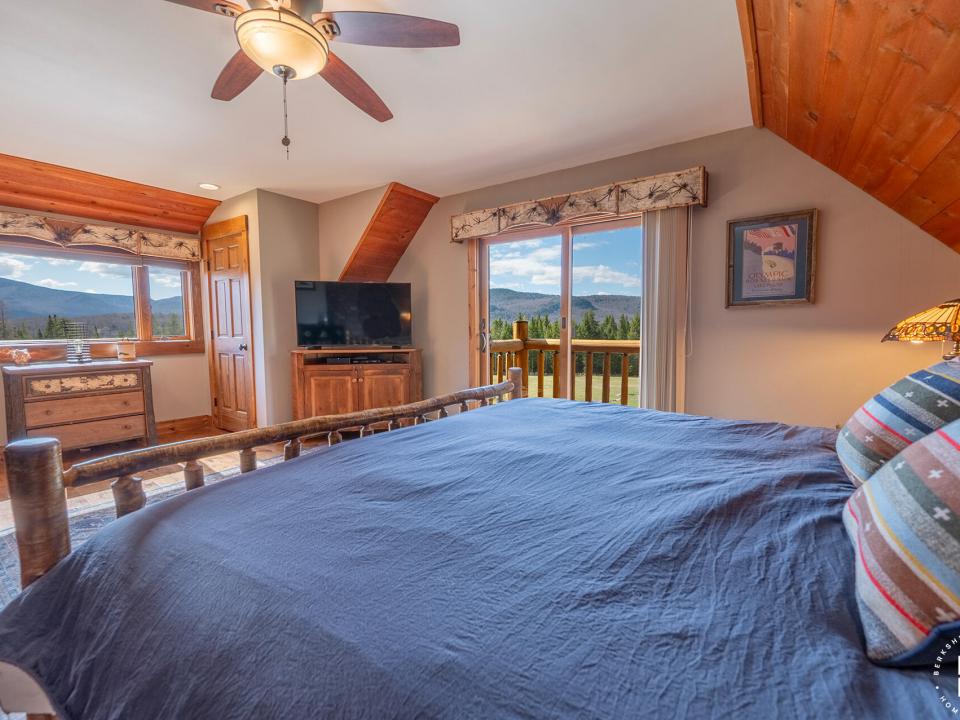 LakePlacidHomeOnCoyote_Bedroom3_From_Bed
