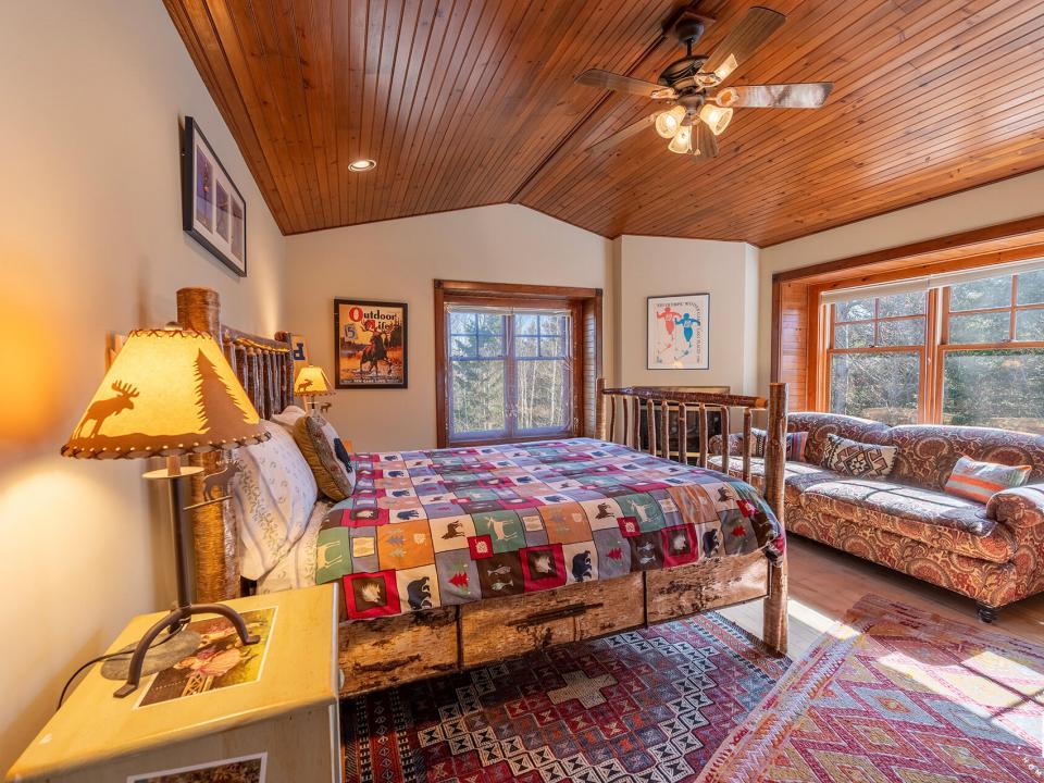 AdirondackHomeOnJohnBrownRd_Bedroom2