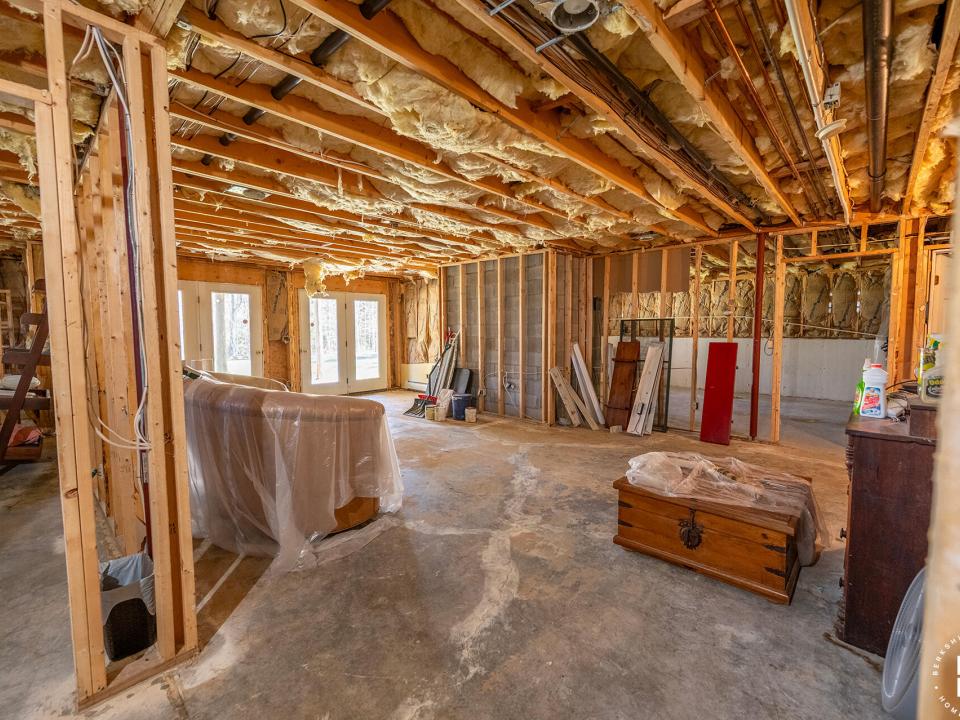 AdirondackHomeOnJohnBrownRd_LowerLevel_D