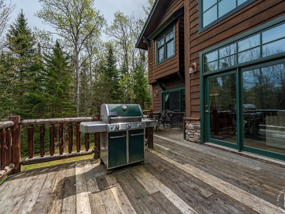 RentalJohnBrown_Deck_Grill_Table