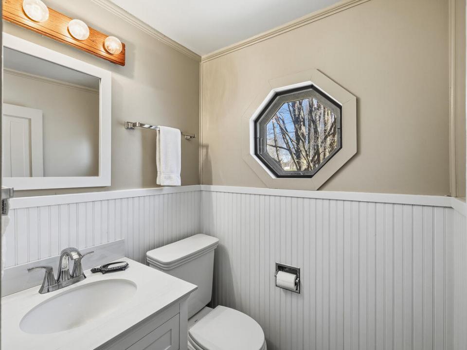 Upstairs Bath